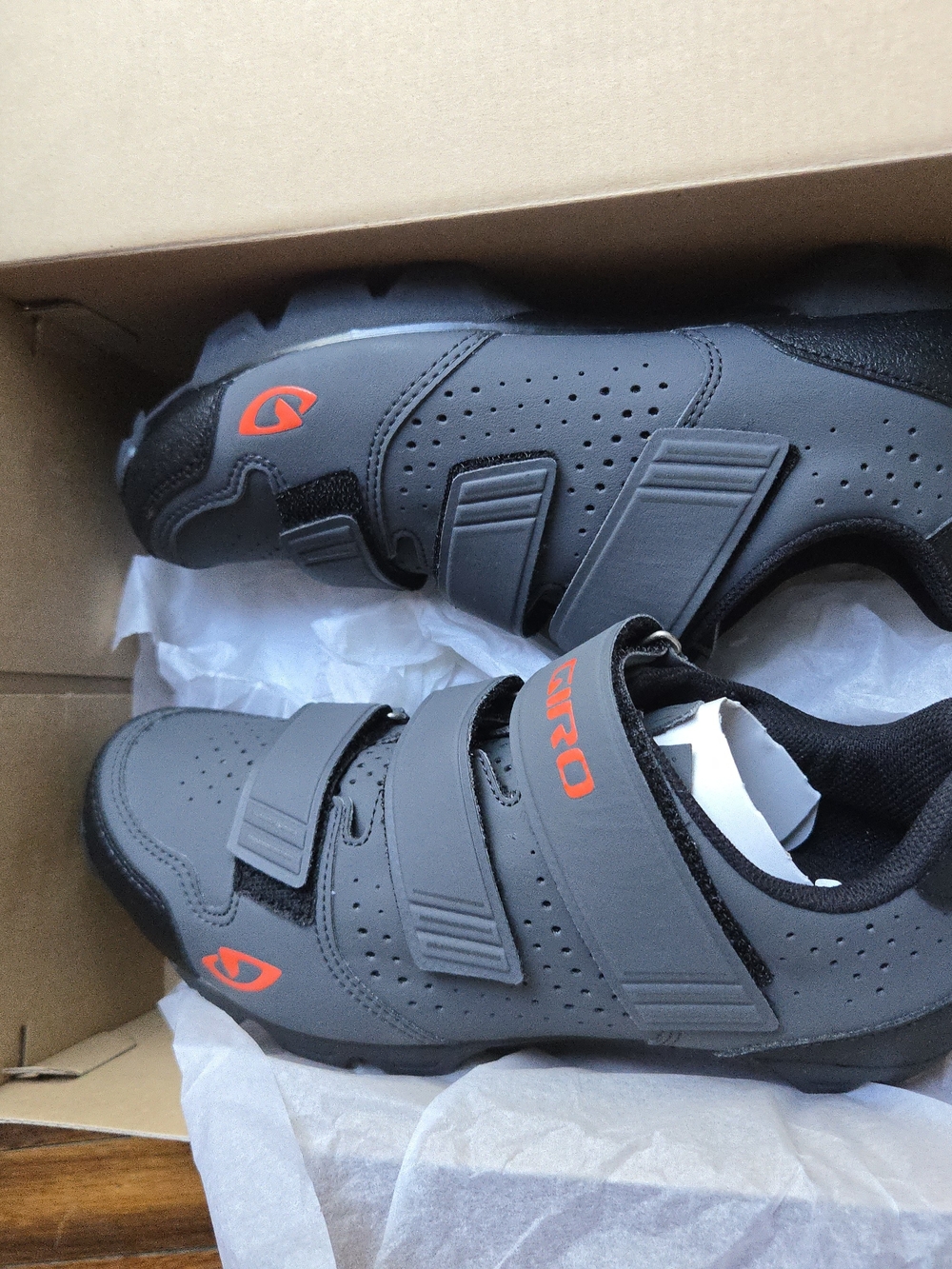 New Giro Carbide R Mountain Cycling Bike Shoes  Size Men's 6.5 (Dark Shadow/Flam